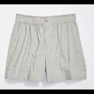 Lou and Grey Softstretch Linen Shorts